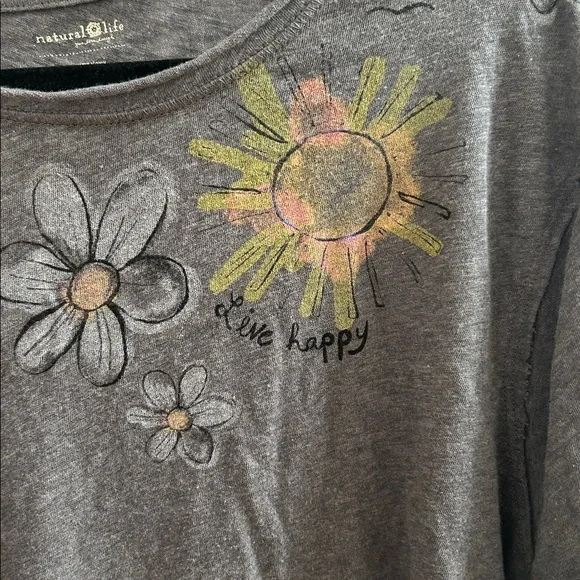 NATURAL LIFE Gray Floral Graphic Tee NWOT - Picture 2 of 3